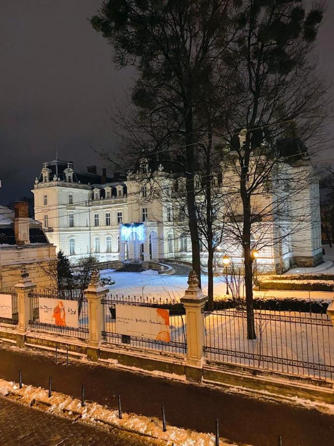 Grand De Luxe Residence Liov Exterior foto